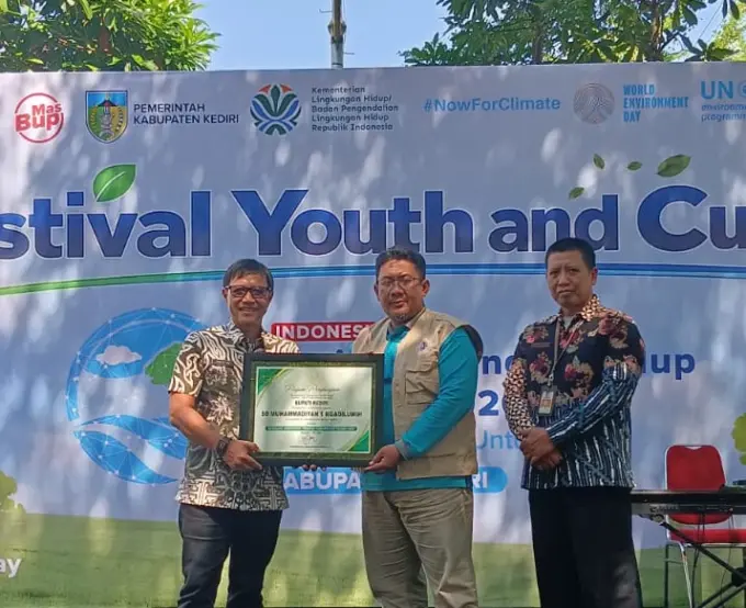 SD Muhammadiyah 1 Ngadiluwih Raih Penghargaan Adiwiyata Kabupaten Kediri 2026, Bukti Sekolah Keren yang Peduli Lingkungan!
